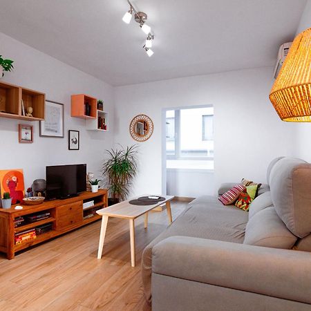 Edomus Feria Y Flamenco Apartman Sevilla Kültér fotó